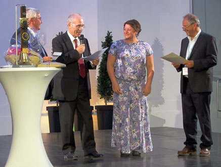Mag.rer.nat. Cordula GABRIEL (BARTEL), PhD, receives the Zietzschmann-Preuss Award 2015